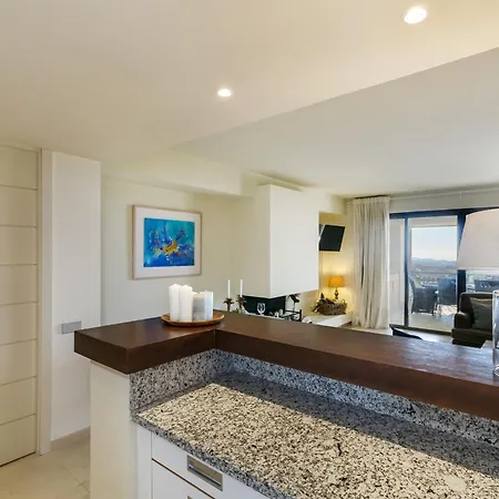 Tranquil 2-bed Alanda Flamingos Apartment