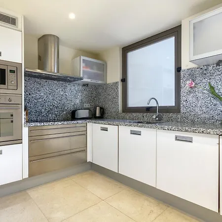 Tranquil 2-bed Alanda Flamingos Apartment